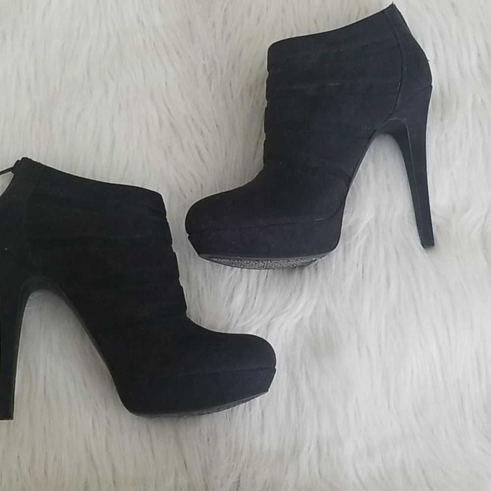 Jessica Simpson Black Ankle Booties